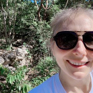 Meet your Posher, Tracy